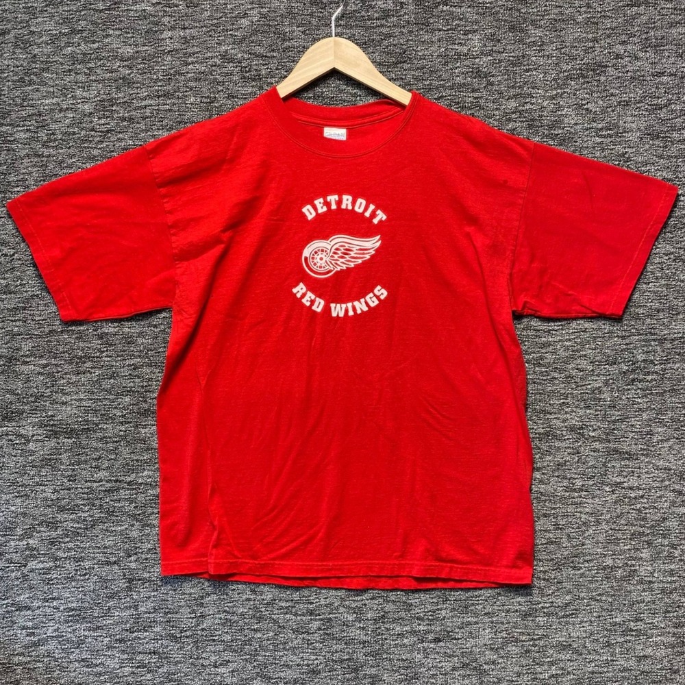 VTG Detroit Red Wings T Shirt Mens XL Red Winged Wheel Gildan Ultra Cotton Tee